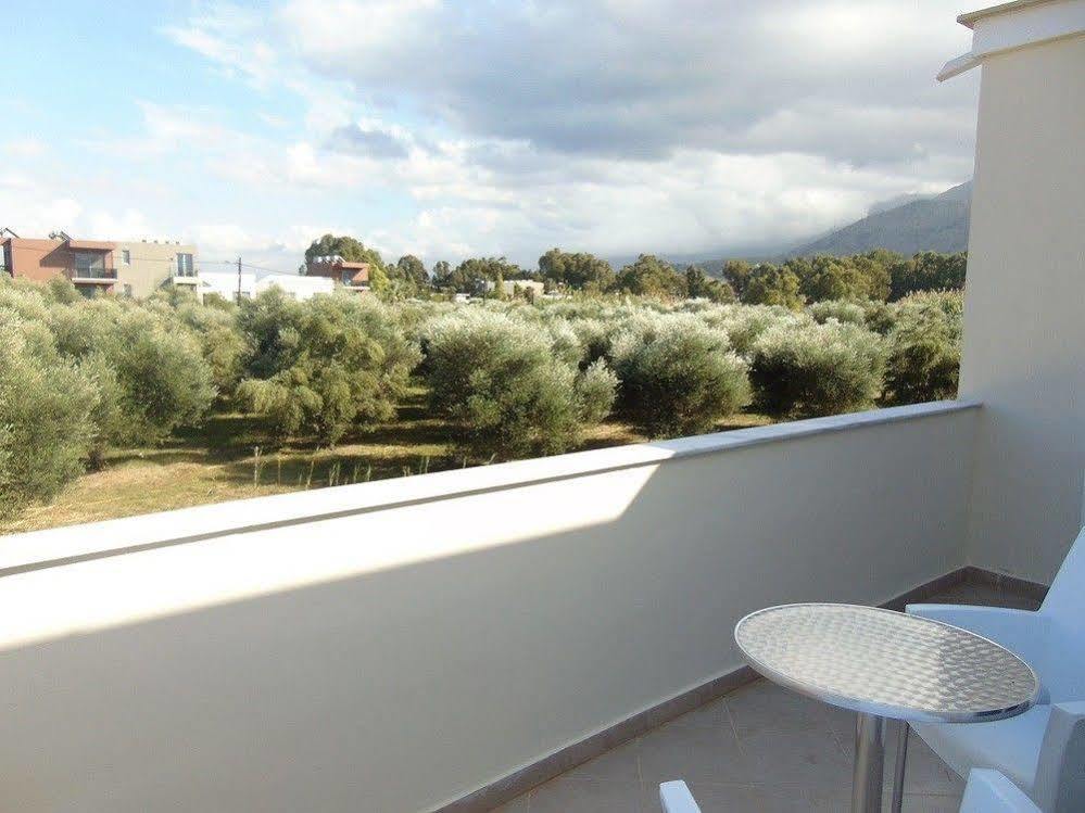 Villa Campos- Less Than 5-Min Walk To Kalivaki Beach Георгиуполис Экстерьер фото