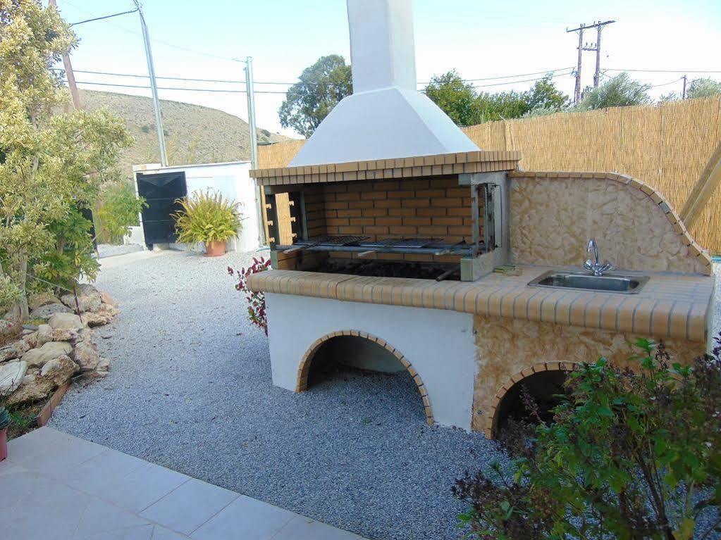 Villa Campos- Less Than 5-Min Walk To Kalivaki Beach Георгиуполис Экстерьер фото