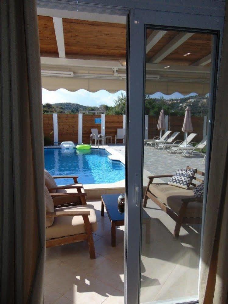 Villa Campos- Less Than 5-Min Walk To Kalivaki Beach Георгиуполис Экстерьер фото