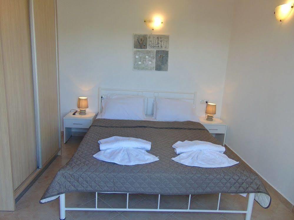 Villa Campos- Less Than 5-Min Walk To Kalivaki Beach Георгиуполис Экстерьер фото